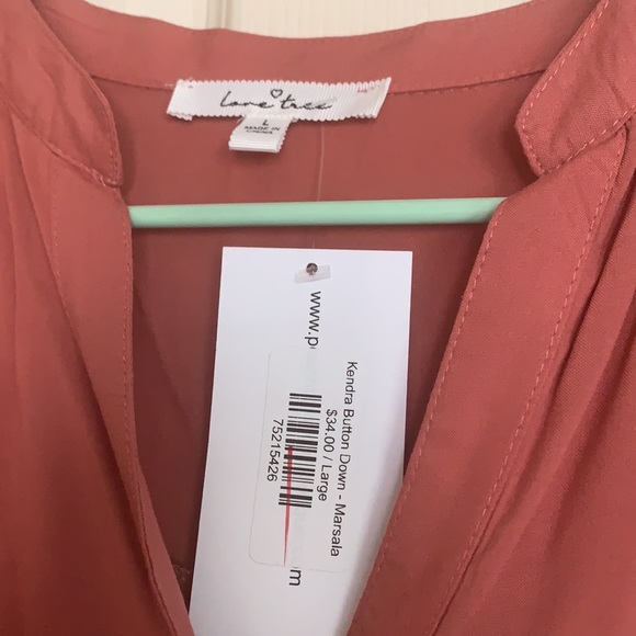 Rust colored blouse - Picture 2 of 3